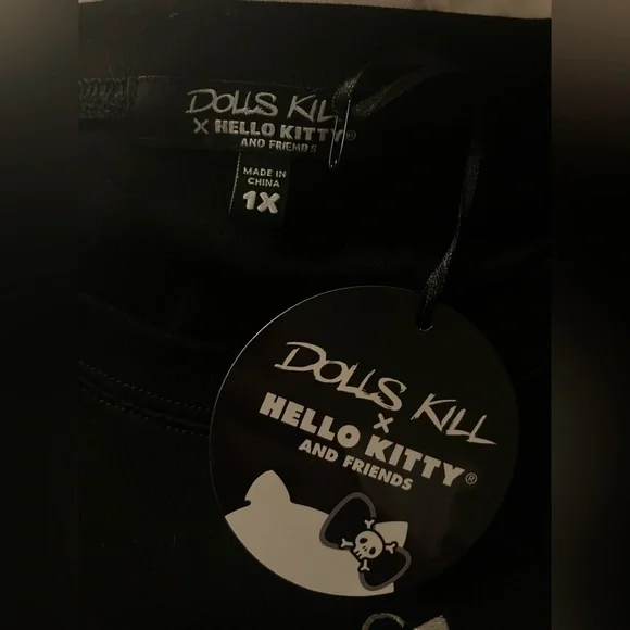 Hello Kitty dolls kill Black goth skull bow cropped Tee t shirt 1X XL 14 16 - Picture 5 of 6